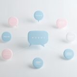ChatGPTとさまざまな無料ツールがつながっているイメージのモノクロ線画